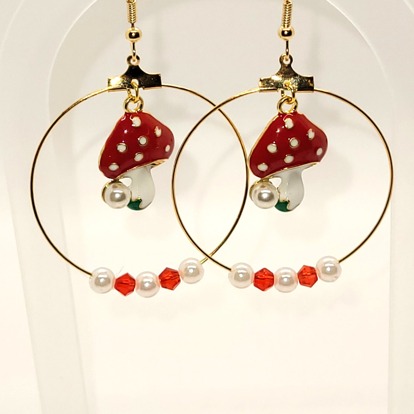 Handcraft Red/White Mushroom w/Red/White beads Round, Dangle Earring