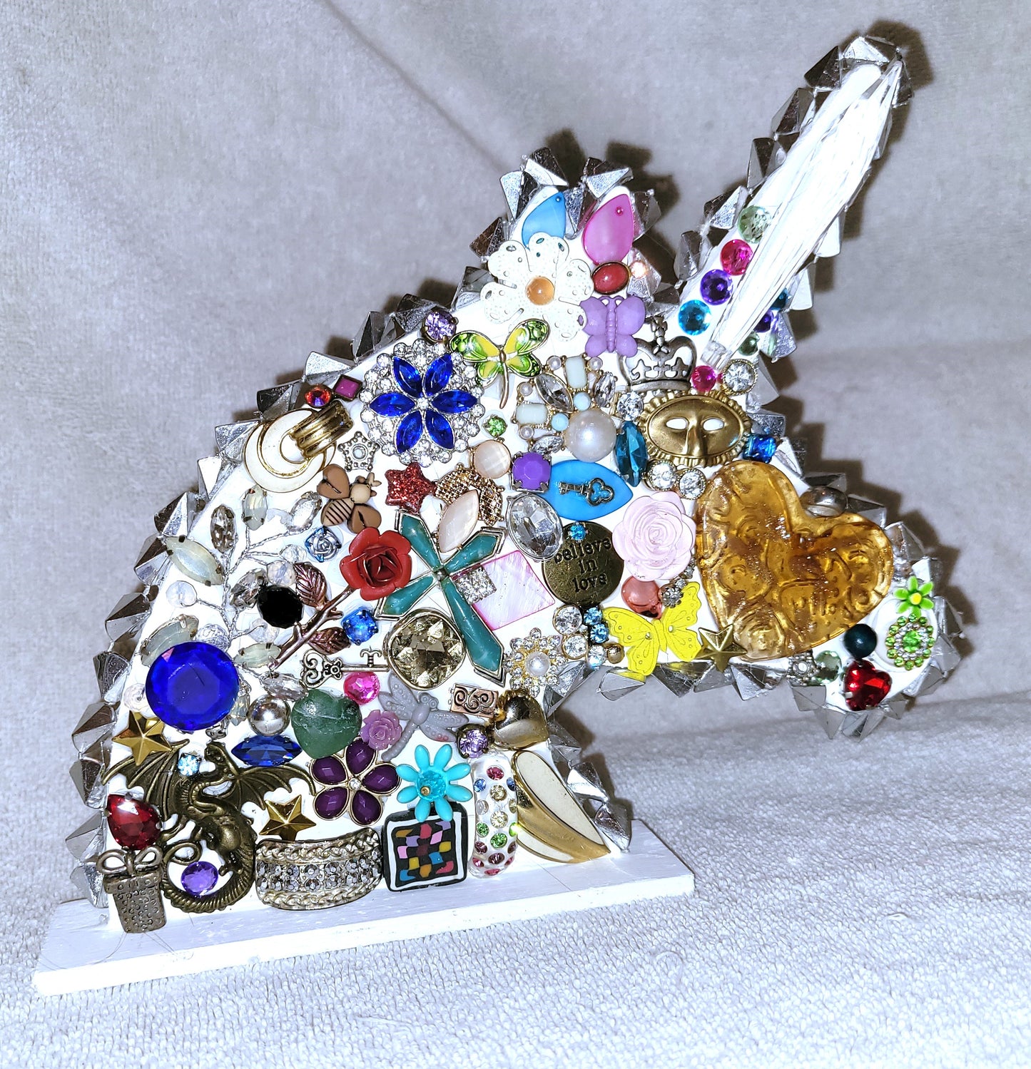 Unicorn Bejeweled home decor. Great for a Little Girls Room